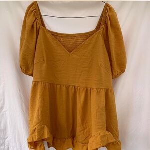SHEIN Curve Mustard Textured Top